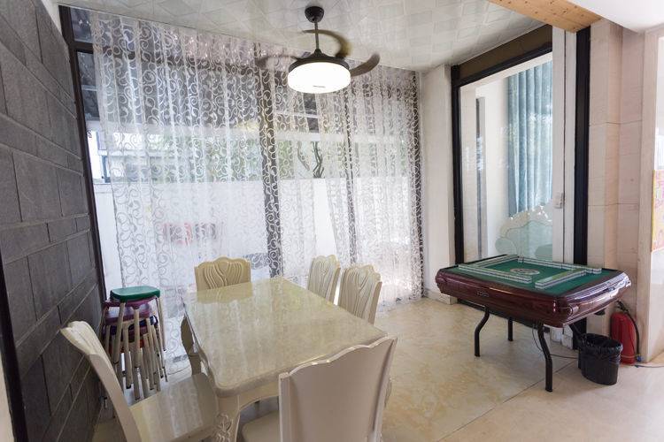 假期游玩温泉别墅哪里便宜,夏季温泉酒店吃喝住一体推荐