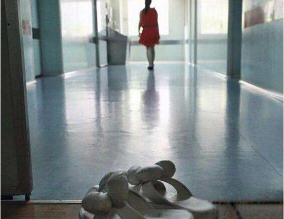 打掉一个月孩子有什么后遗症,女人第一胎打掉就不容易怀孕了吗