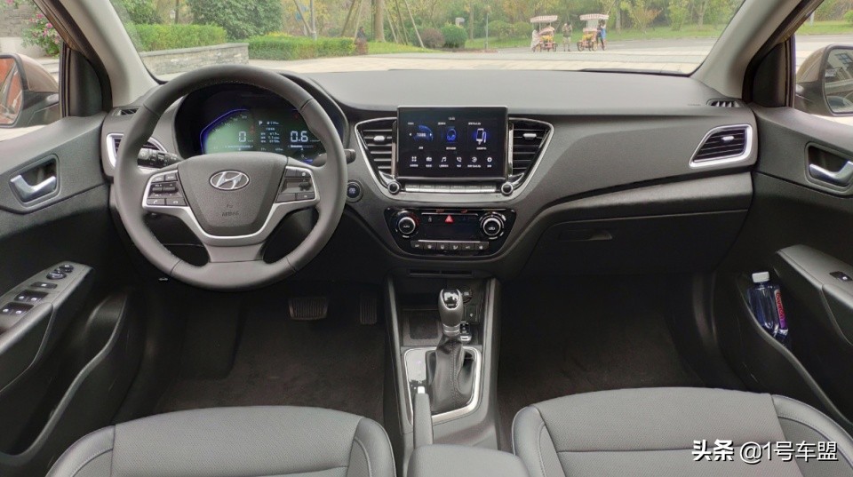 2020款现代悦纳手动炫酷版测评,现代悦纳试驾
