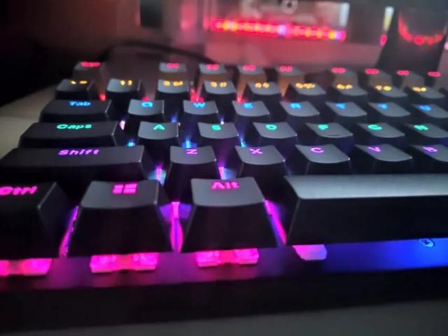 机械键盘黑轴红轴青轴茶轴哪个好,机械键盘茶轴红轴青轴哪个好