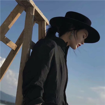 微信简短霸气的句子,微信说说心情句子大全简短霸气