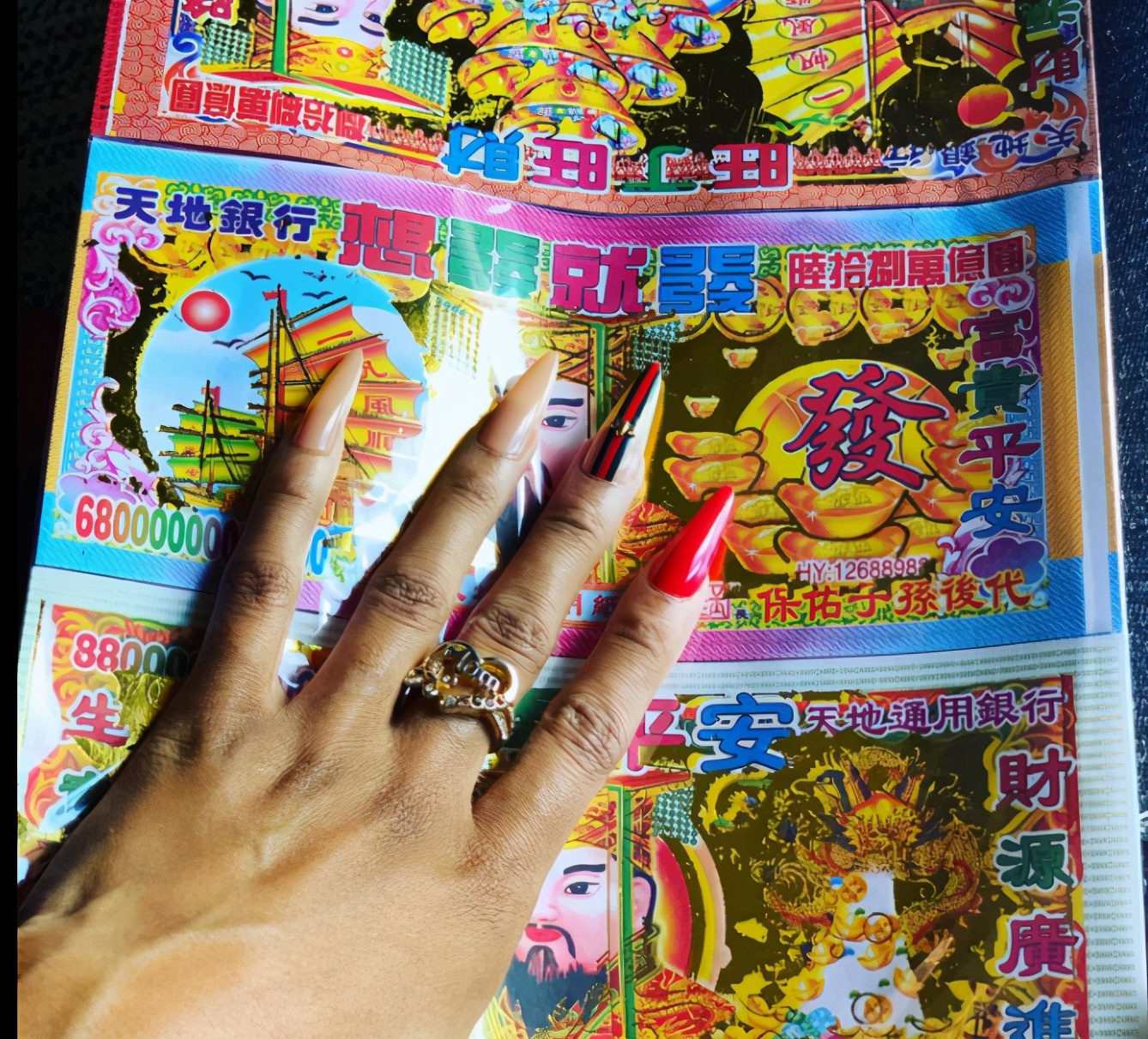 中国尿盆在美国高价热卖!放红酒当果盘,外国人这么好骗吗哈哈哈