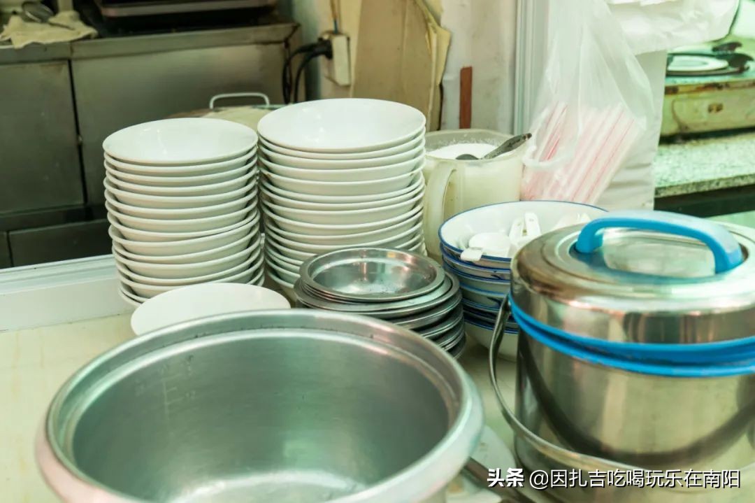 南阳十大苍蝇馆子,南阳必吃的馆子