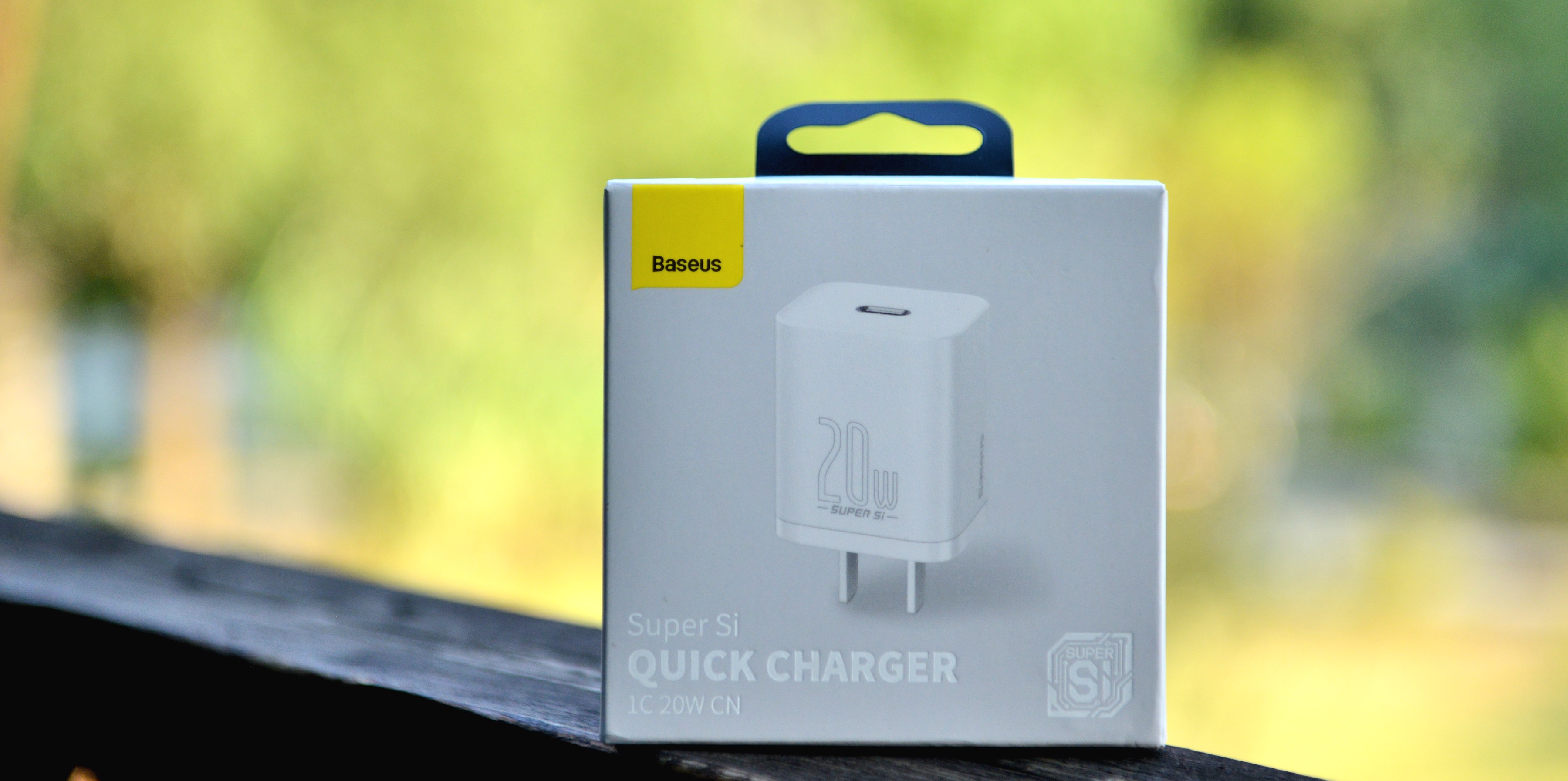 倍思supersi充电器测评,倍思supersi超级硅快充拆解