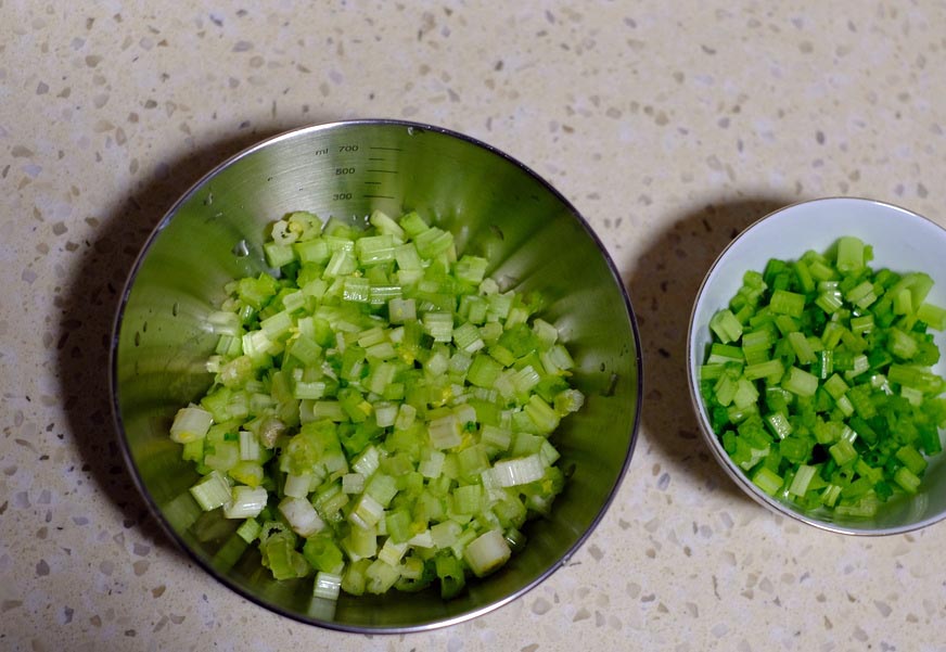 川菜大师教的葱香牛肉面，香辣过瘾，比麻辣小面更好吃
