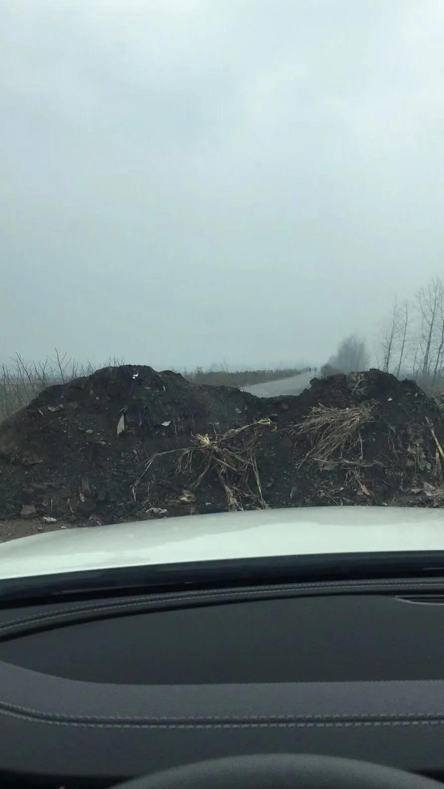 18口人每天吃掉40只鸡,18个人滞留老家