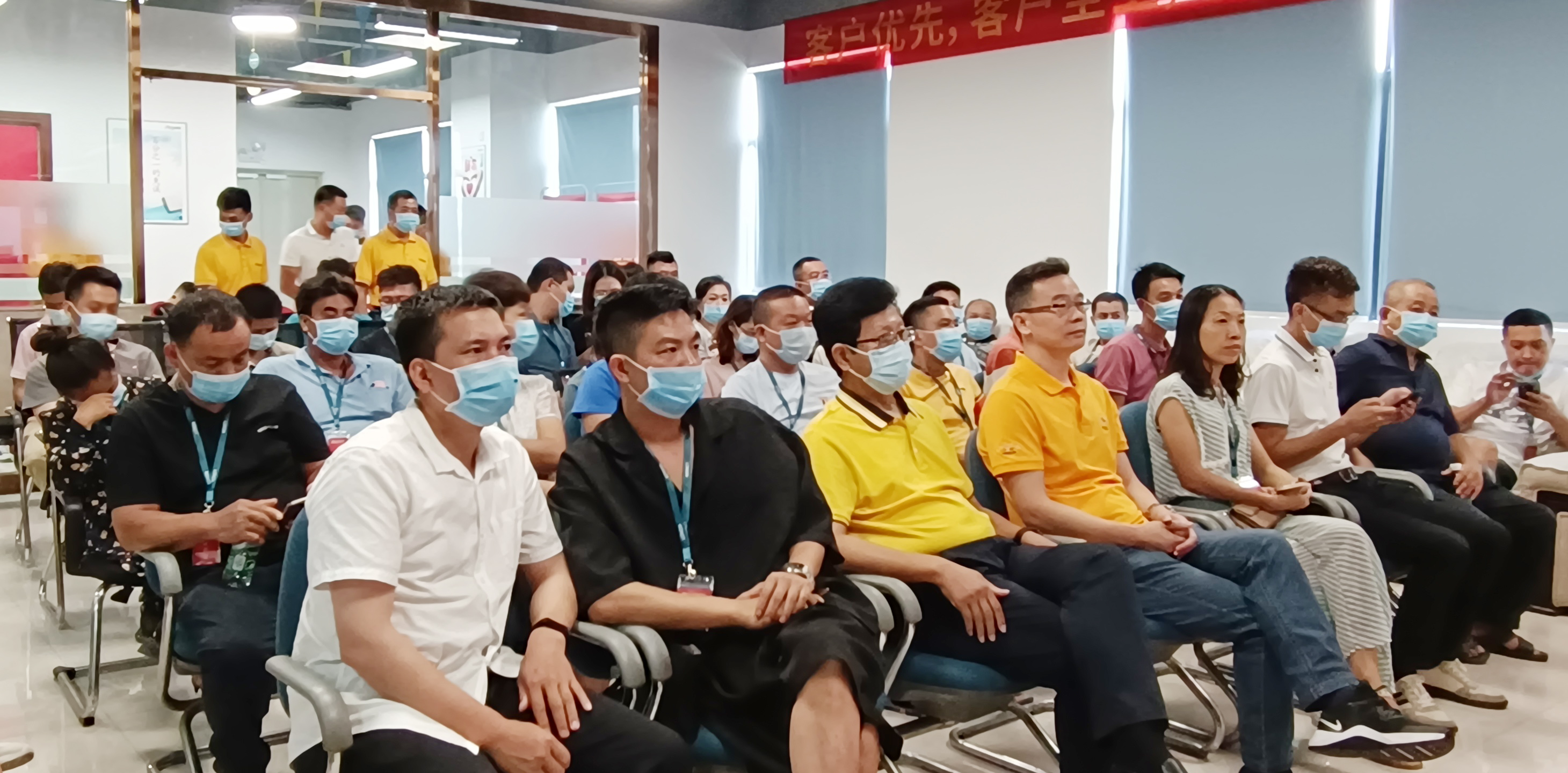 朗能电器邓超华,朗能老板