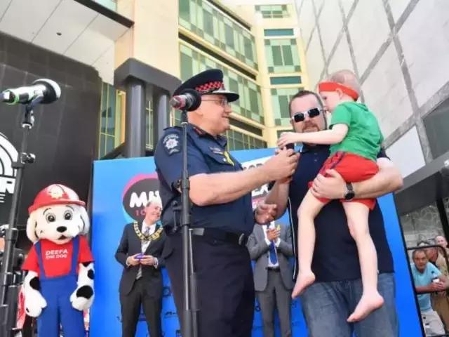 圣诞老人来了真实视频,圣诞老人来澳洲