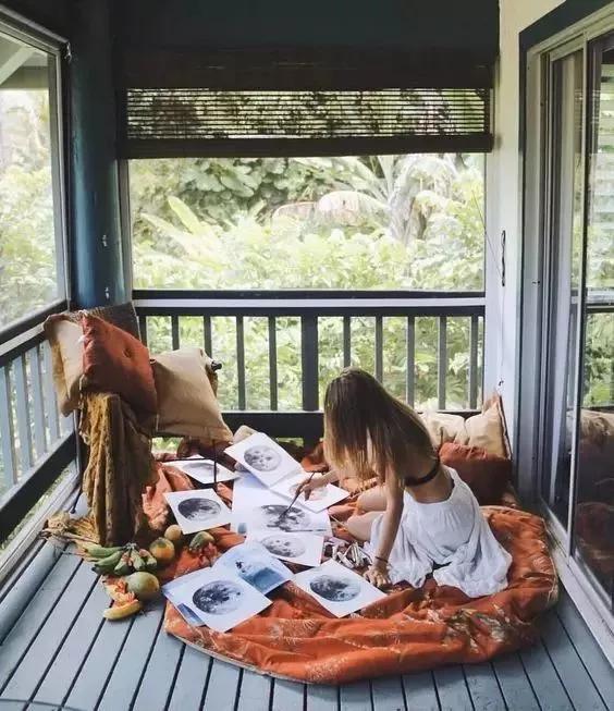 小央美绘画,小央美美术怎么样