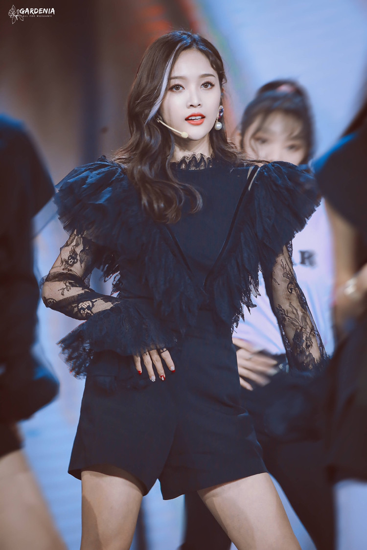 沈月周洁琼鞠婧祎吴宣仪,鞠婧祎周洁琼刘泳希