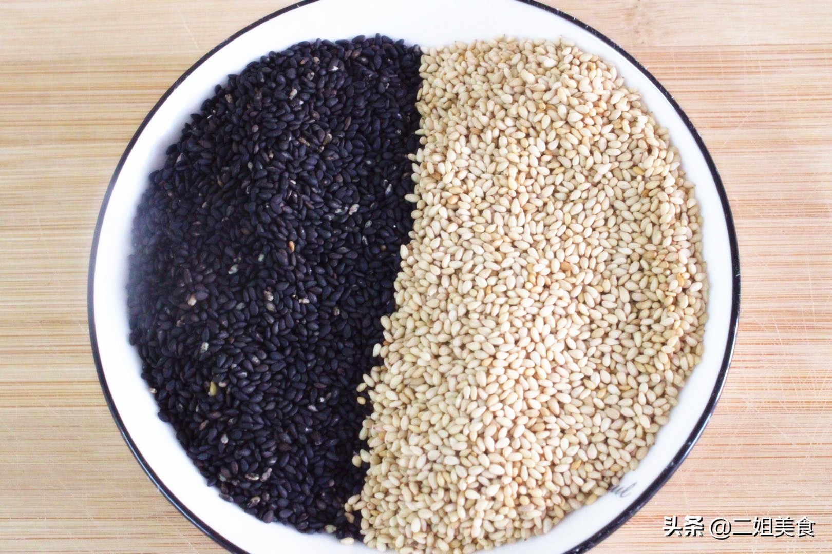 花生黑芝麻白芝麻怎么炒,黑芝麻和米饭一起煮芝麻要炒过吗