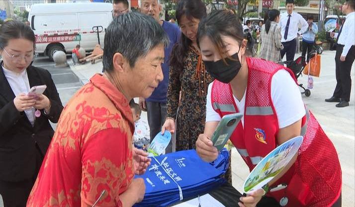 五里牌社区反诈宣传,社区花样反诈宣传