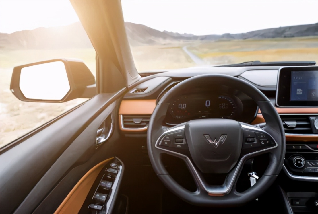 2022年新款五菱宏光s3豪华商务版,五菱宏光s3与宝骏730哪个值得购买