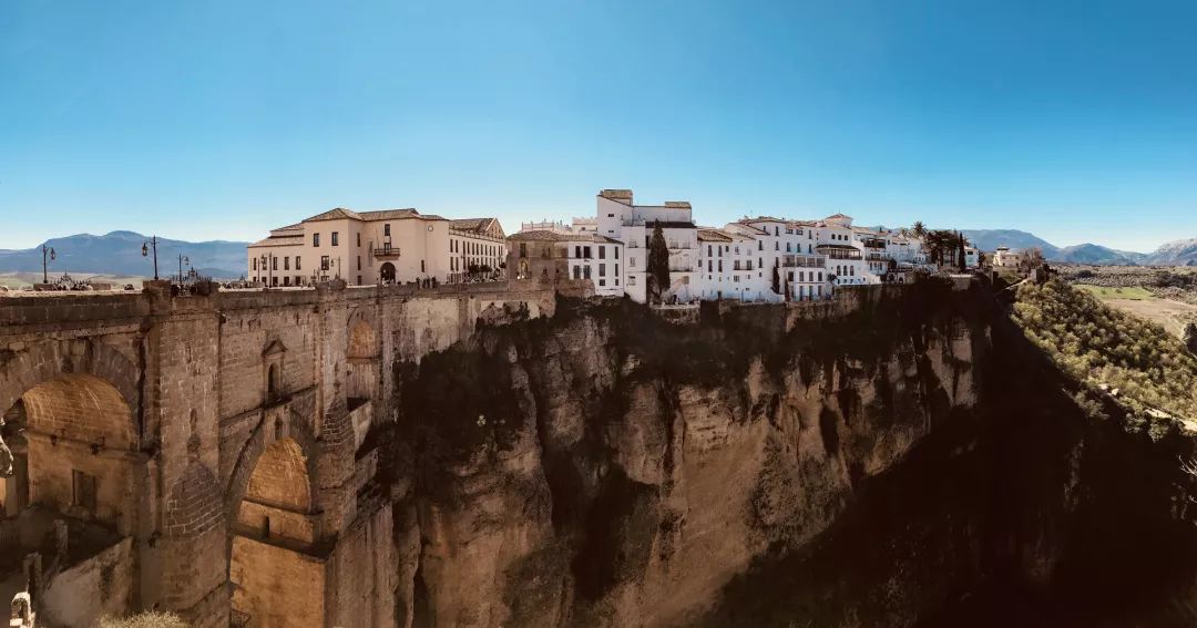 西班牙新年度旅游攻略,西班牙旅游注意事项和禁忌