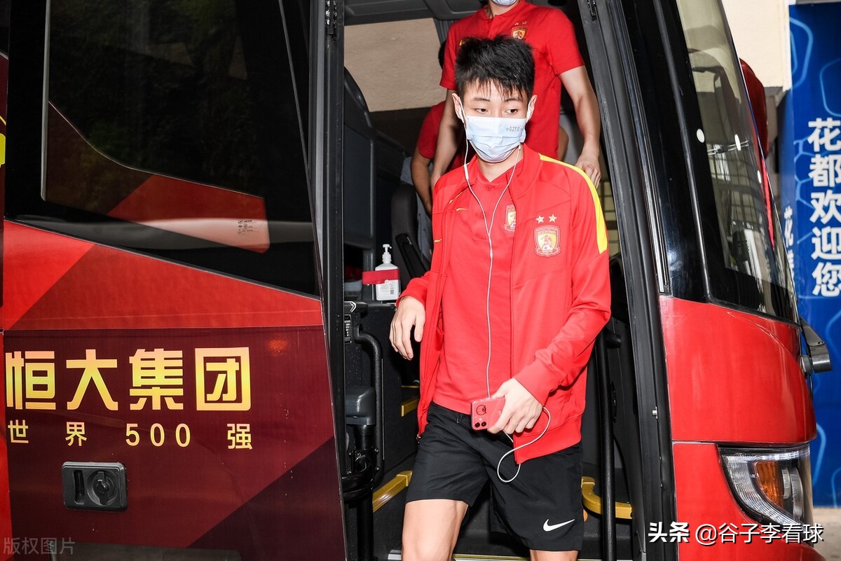 广州恒大淘宝下赛季,为什么叫广州恒大淘宝队