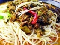 00后小伙开餐饮店日常,开米线店的十大忠告