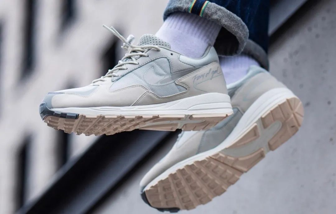 谁说联名=圈钱?这几双千元「宝藏联名」凭实力让我痛快交出钱包