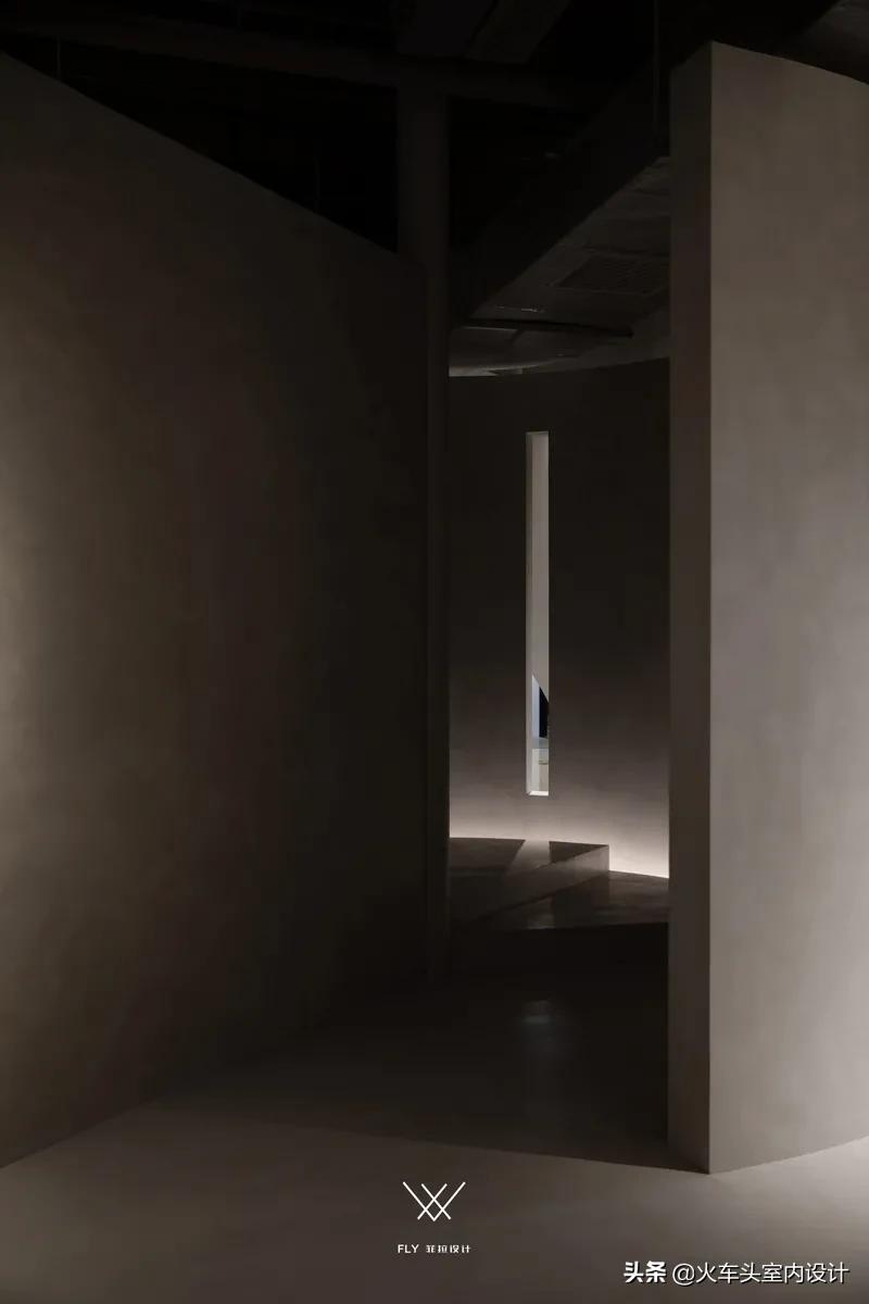 鑿叉媺璁捐瑁呴グ,鑿叉媺璁捐鐩存挱