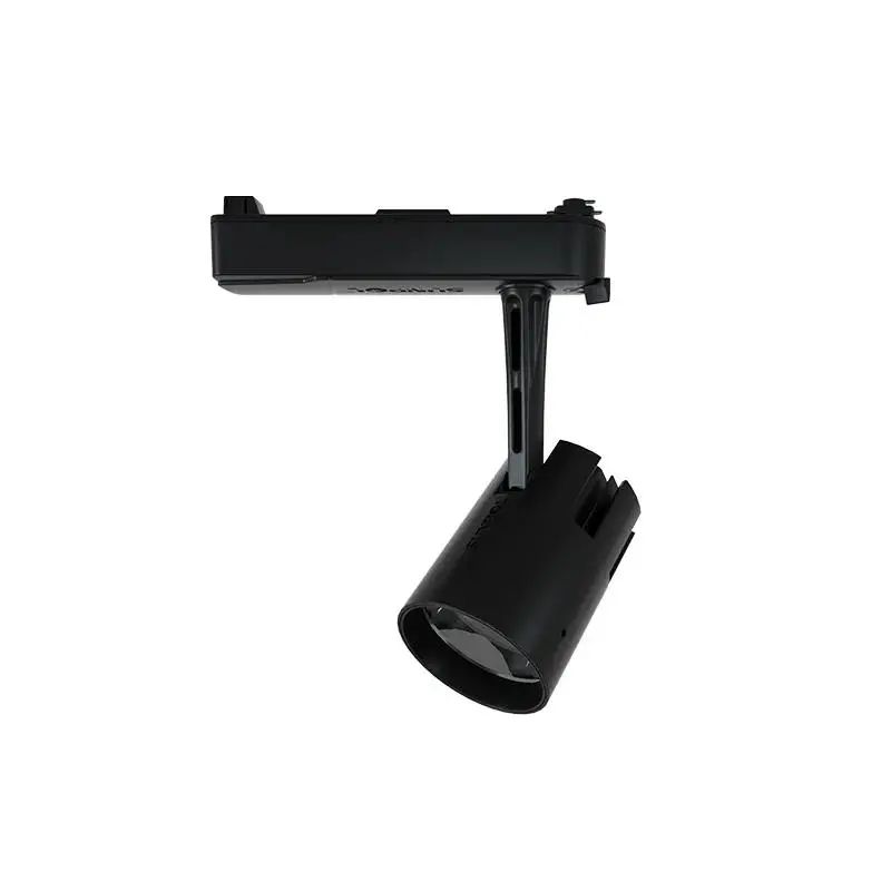 无主灯客厅无磁吸灯灯光布局,无主灯和磁吸轨道灯搭配