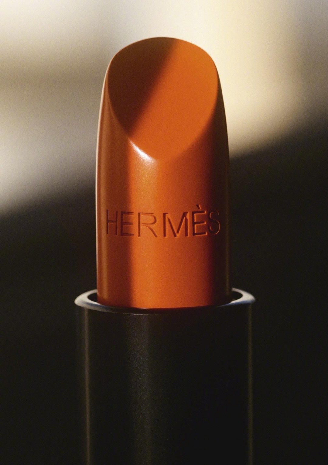 李佳琦嫌弃纪梵希口红视频,李佳琦吐槽爱马仕口红