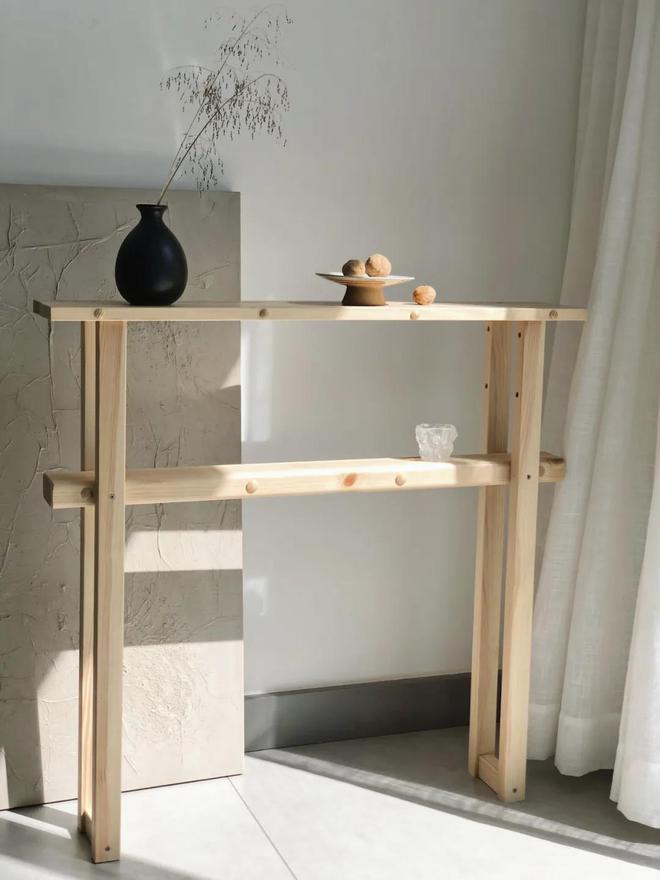 北京夫妻用200根木头造木屋过日子,北漂夫妻改造四合院