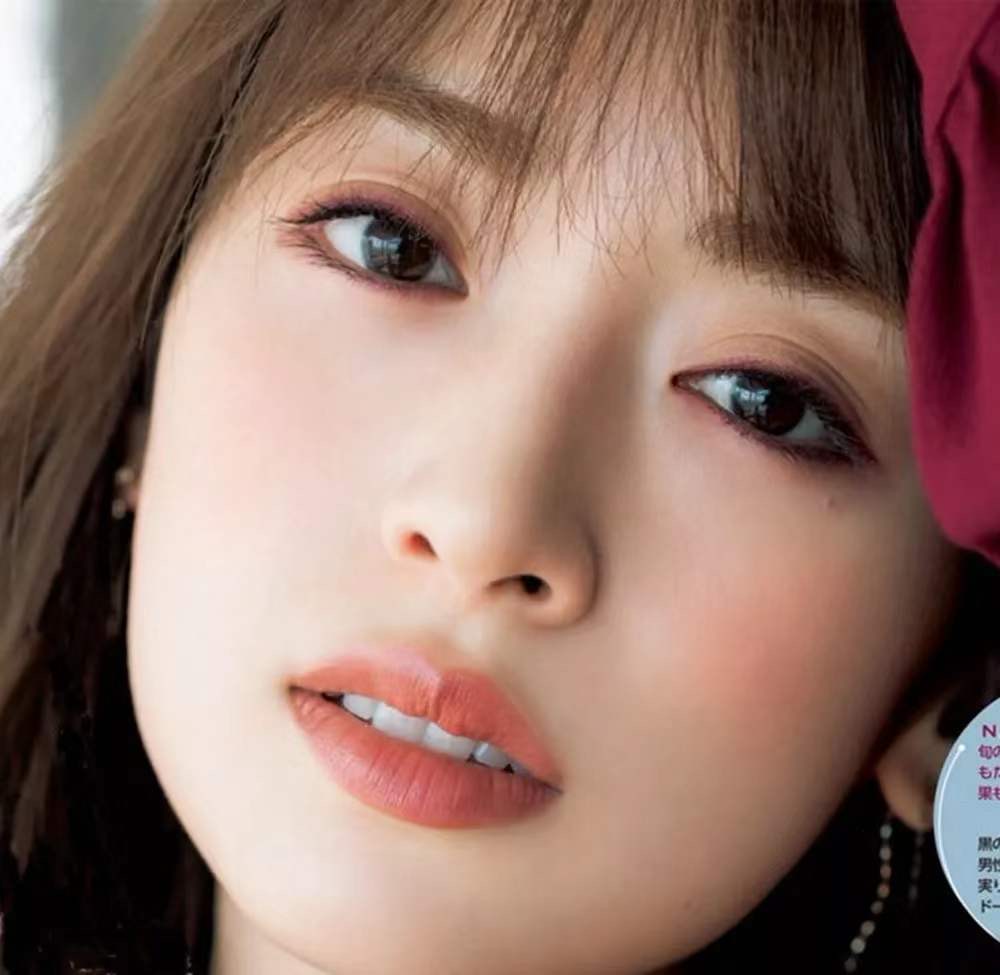 腮红新款自然显白女神,简约有气质温柔的腮红大牌推荐