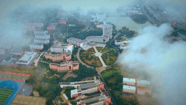 金职院@您：祝国庆节、中秋节快乐