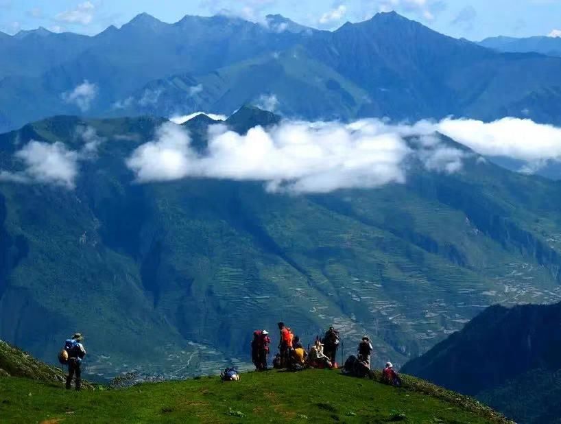 不输桂林山水,比牛背山更适合观看云海的地方