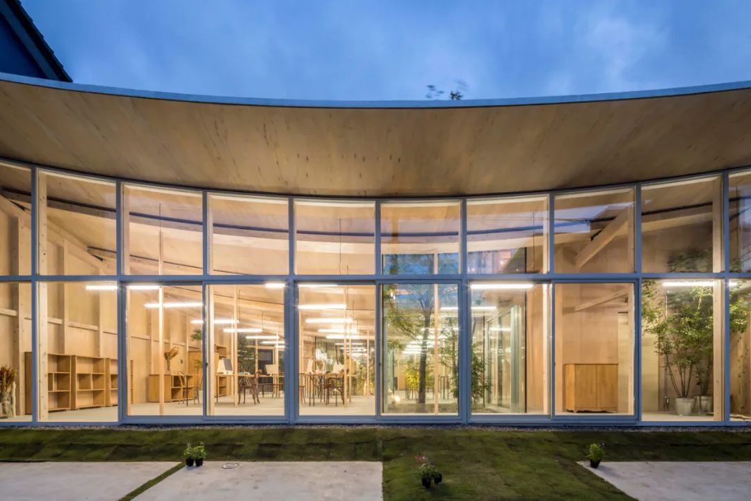 建筑的设计感探索,开放性的露台式建筑