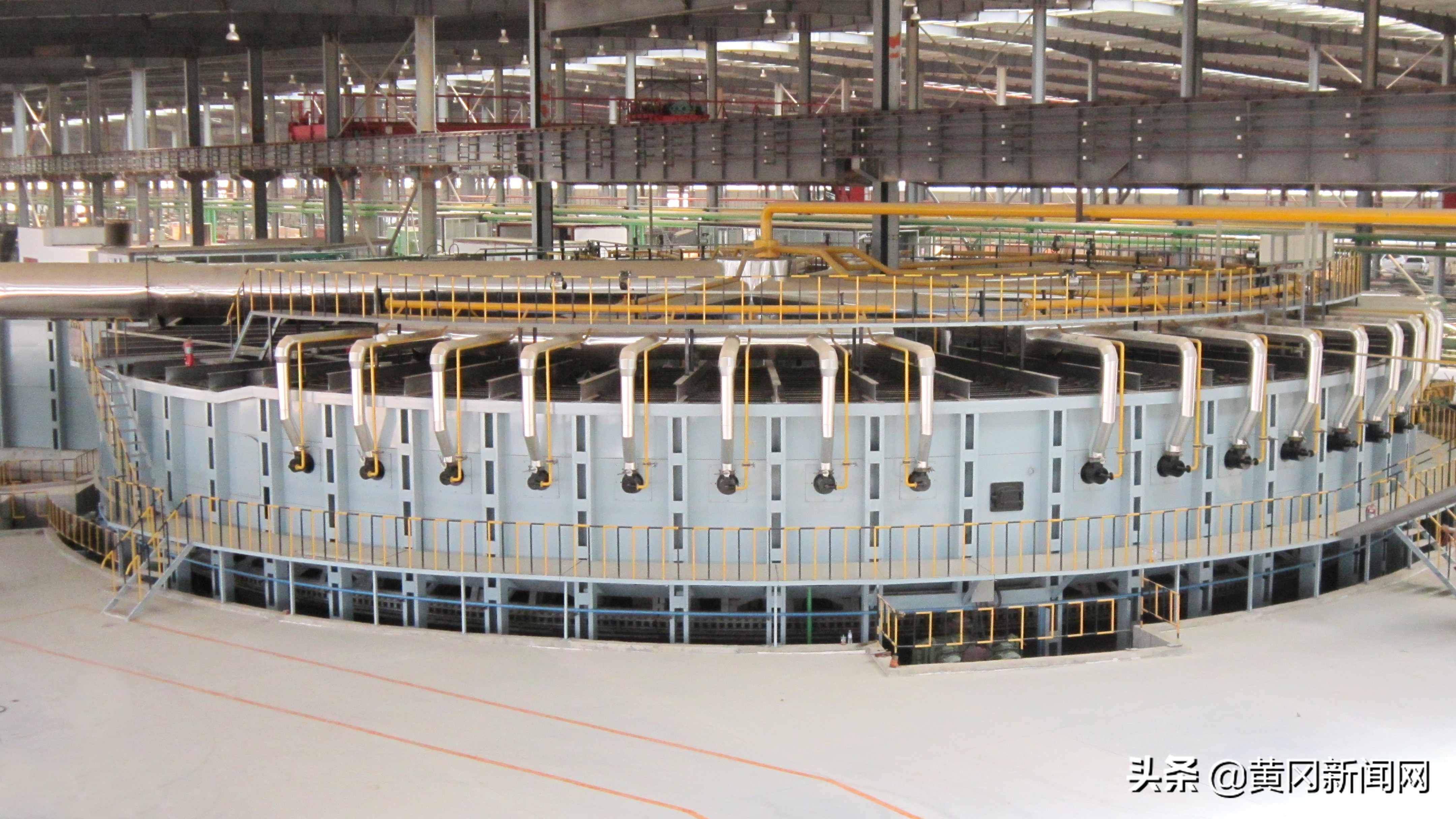 逐浪奋进立潮头——市华窑中洲窑炉有限公司发展之路走笔