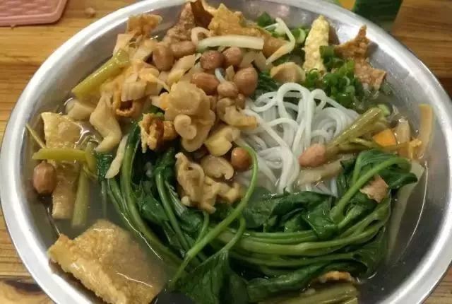 南宁螺蛳粉吃货推荐,推荐南宁好吃的螺蛳粉