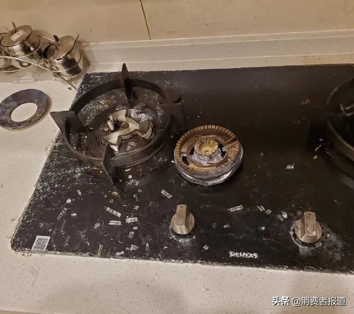西门子燃气灶玻璃面板爆炸,西门子燃气灶钢化玻璃炸了