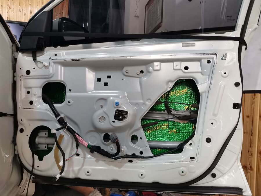 日产蓝鸟改喇叭,蓝鸟无损改装低音炮