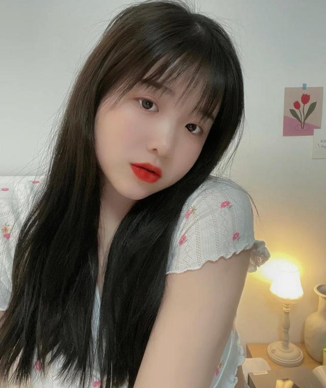 爱出油的头发是不是应该天天洗头,头发太爱油怎么办