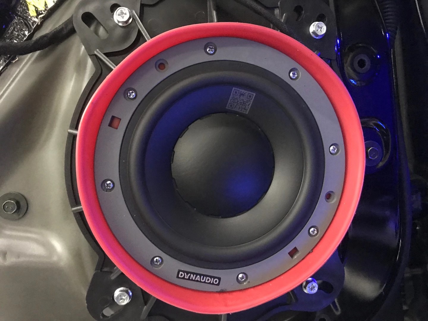 23款途乐改装全车内饰隔音过程,如何给日产途乐进行汽车隔音