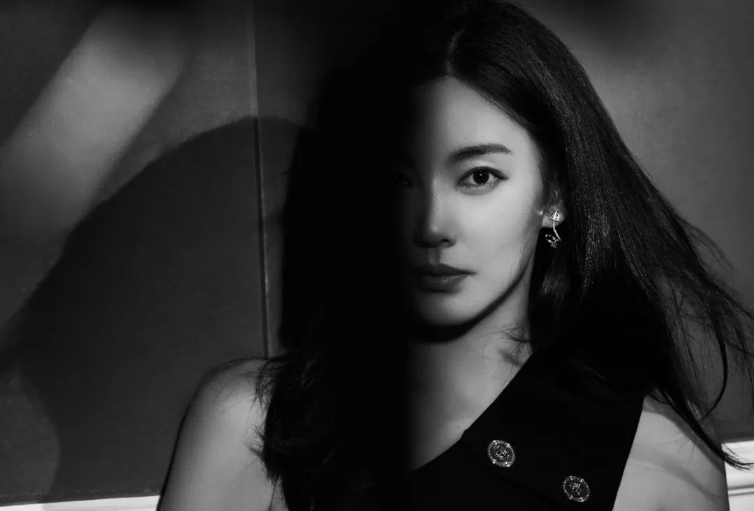 张雨绮：过河入林