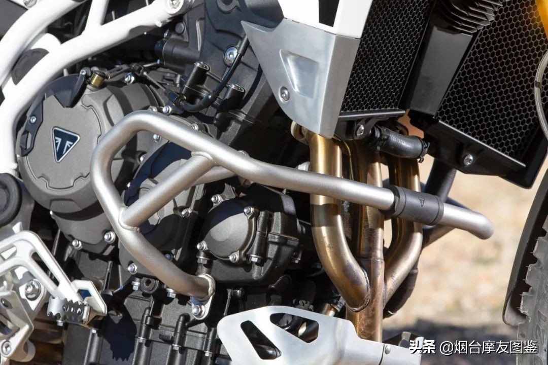 ktm790adv和凯旋900adv对比,ktm790adv和宝马水鸟哪个大