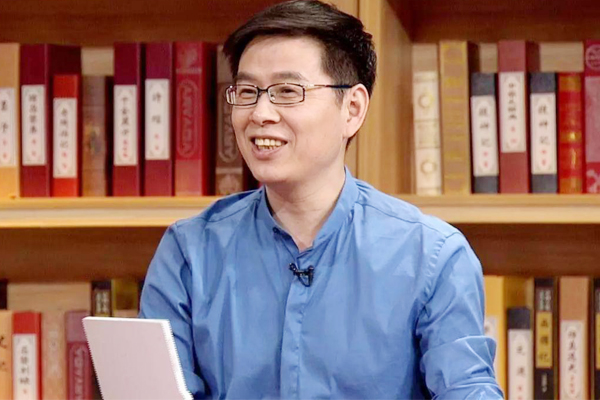 郦波诗词大会做的什么诗,郦波中国诗词大会百万雄师过大江