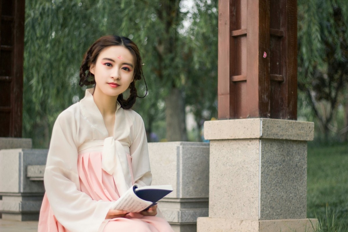 诗词的意象及其中蕴含的思想感情,诗词意象特点意境分析