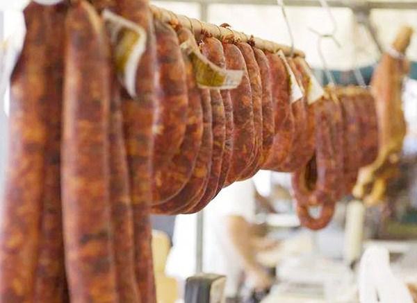 俄罗斯香肠制作过程,俄罗斯香肠制作