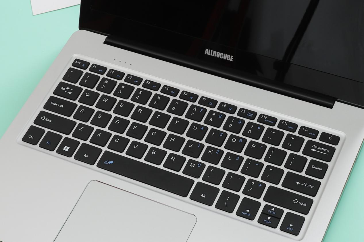 网课不翻车!把手里的iPad砸了吧,千元级3K分辨率笔记本不香?