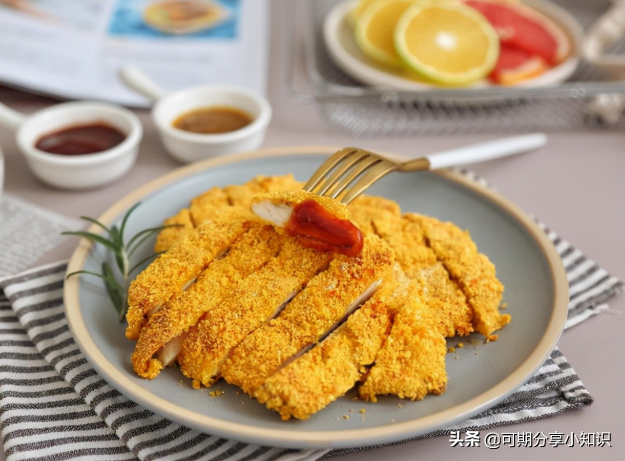 夏天出汗汗味酸臭,老是身上出汗很汗臭是什么原因