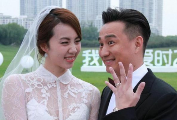 黄磊孙莉领证17周年晒贴脸自拍,黄磊和孙莉结婚20周年