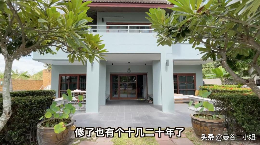 四川妹子「隐居」泰国华欣,入住6000万海滨别墅,租金却超便宜