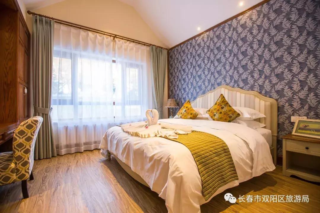 国信南山温泉小木屋别墅,国信南山小木屋视频