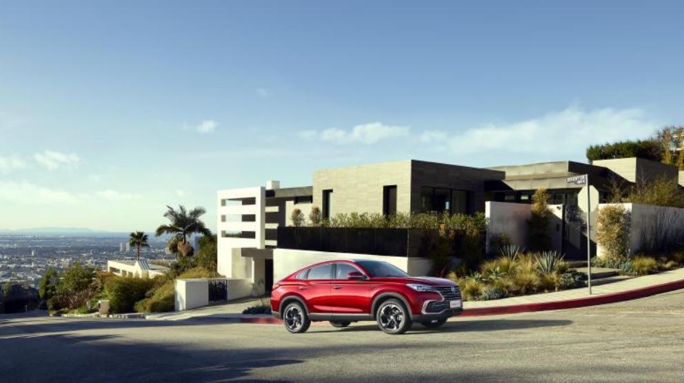 下裙边钣金修复凹陷,爱车凹陷怎么办