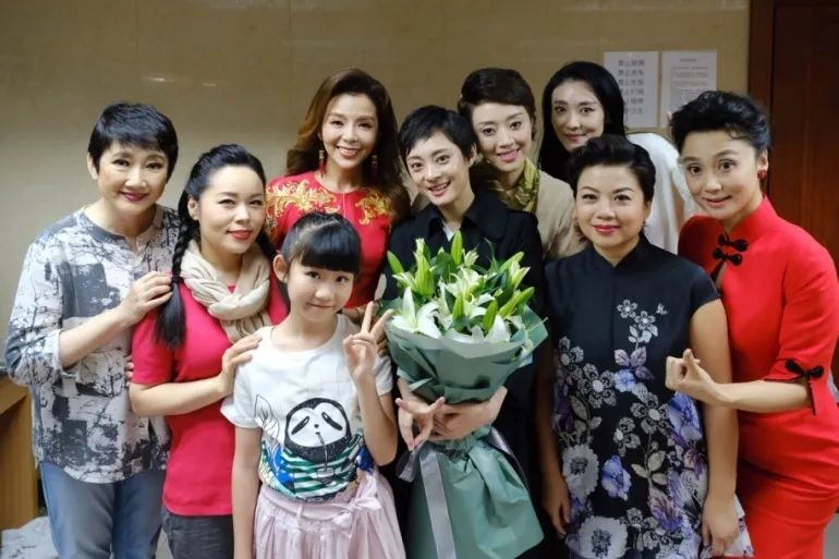 澳门回归20年七子之歌龙紫岚领唱,七子之歌龙紫岚谁写的