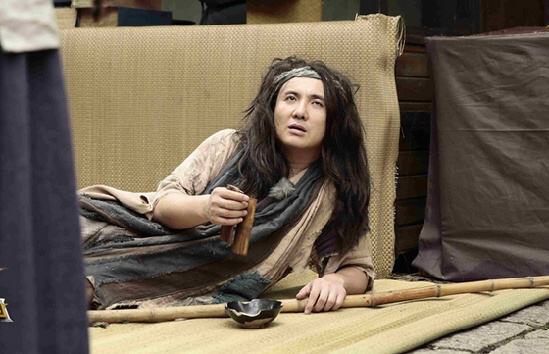 老公懒惰邋遢可以毁掉一个家庭,丈夫嫌弃妻子太邋遢原创视频