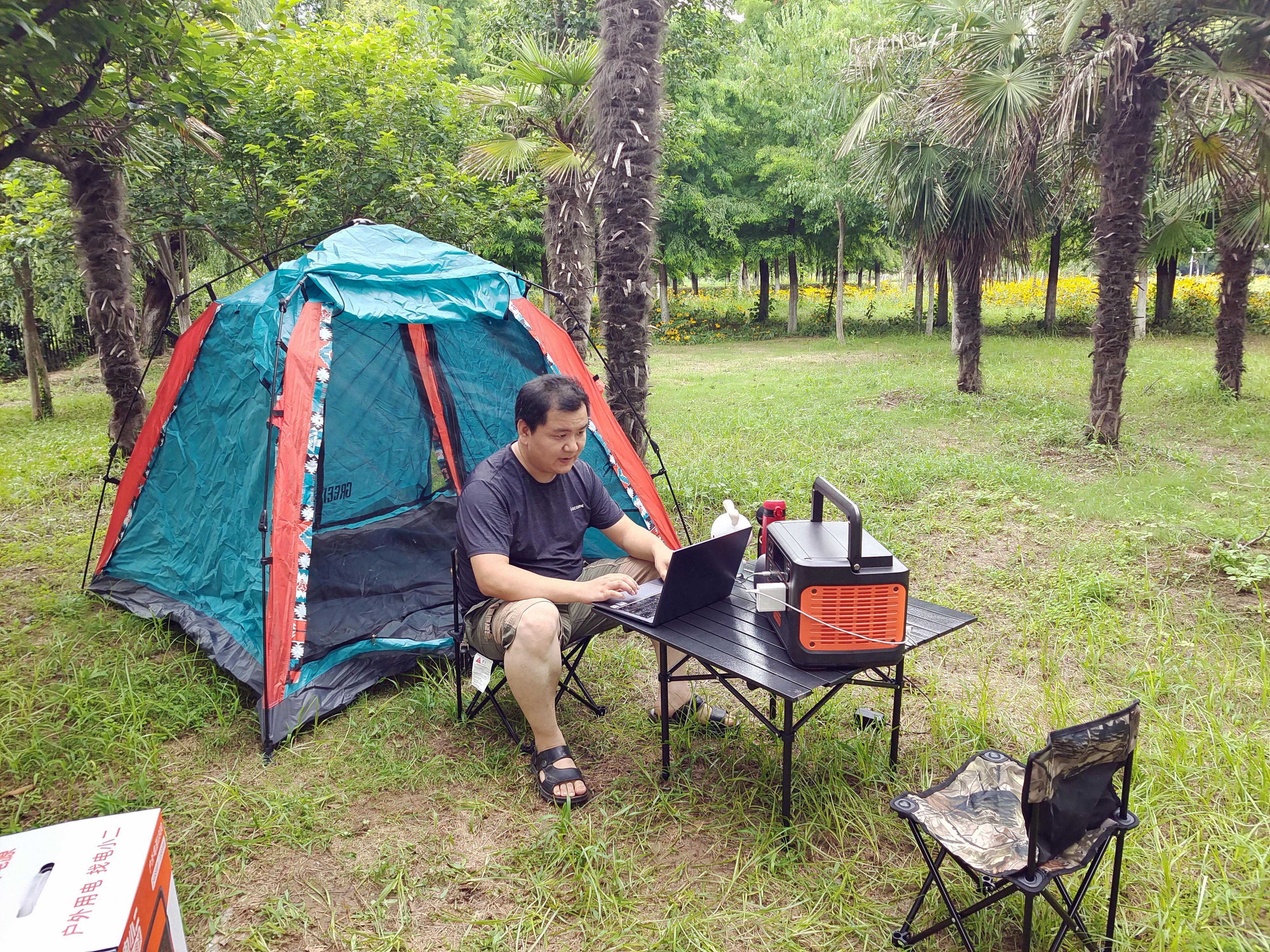 最新电小二户外电源2000瓦的,电小二500瓦户外电源