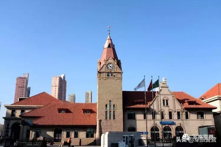 中国各地大型火车站详细样子,实拍中国最小火车站